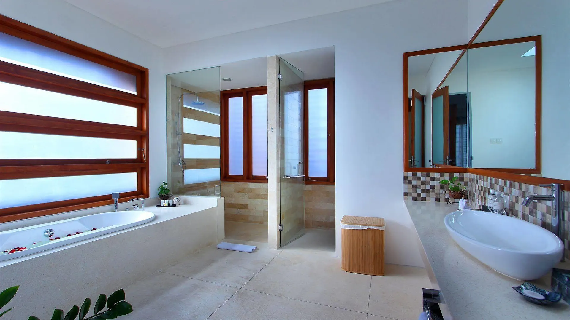 Papillon Umalas Villas Kuta